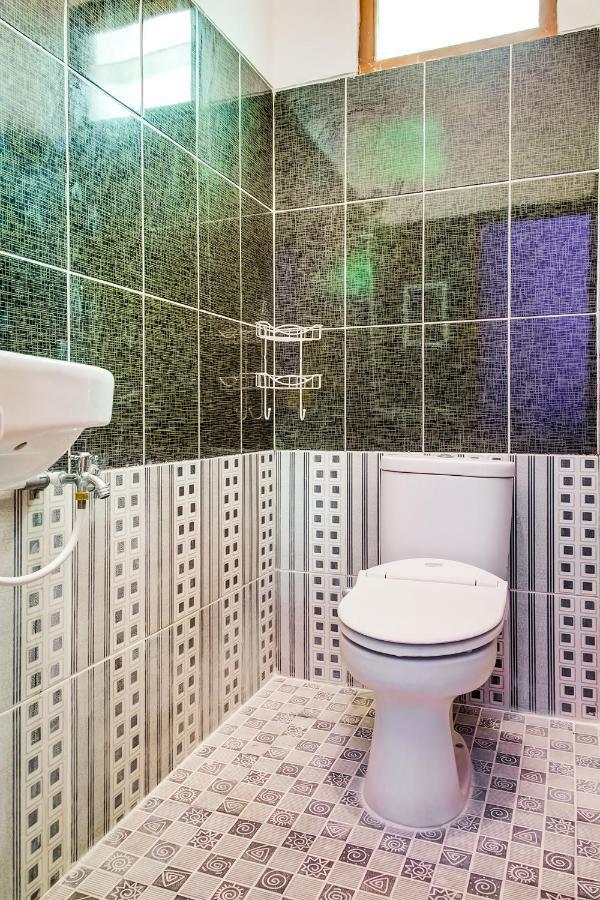 Oyo 3831 Pelangi Residence Syariah Solo Εξωτερικό φωτογραφία